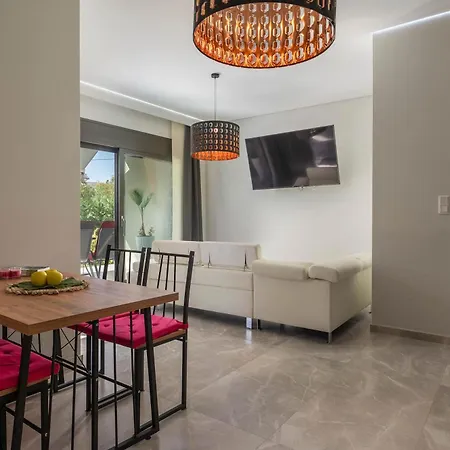Luxury Olea Valley - Poolside Gem Daire Nikiti (Sithonia)