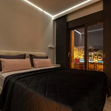 Daire Luxury Olea Valley - Poolside Gem Nikiti (Sithonia)